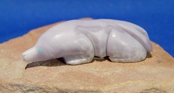Zuni mole fetish carving