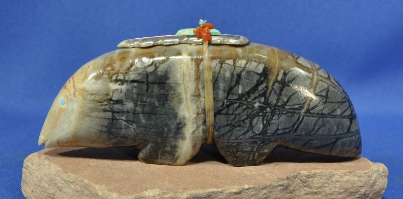 Zuni pueblo mole fetish carving in Picasso Marble