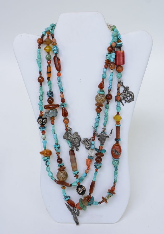 190802-26 Navajo or Santo Domingo Treasure necklace.